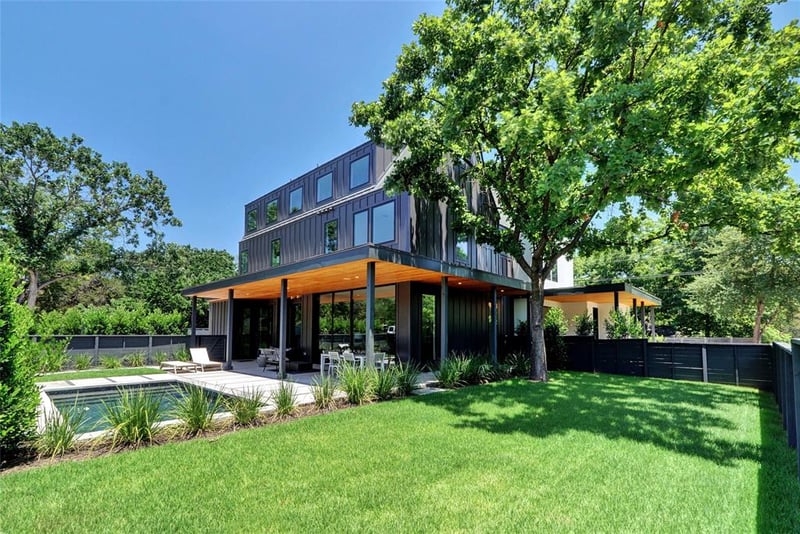 Virtual tour of 1100 Juanita ST