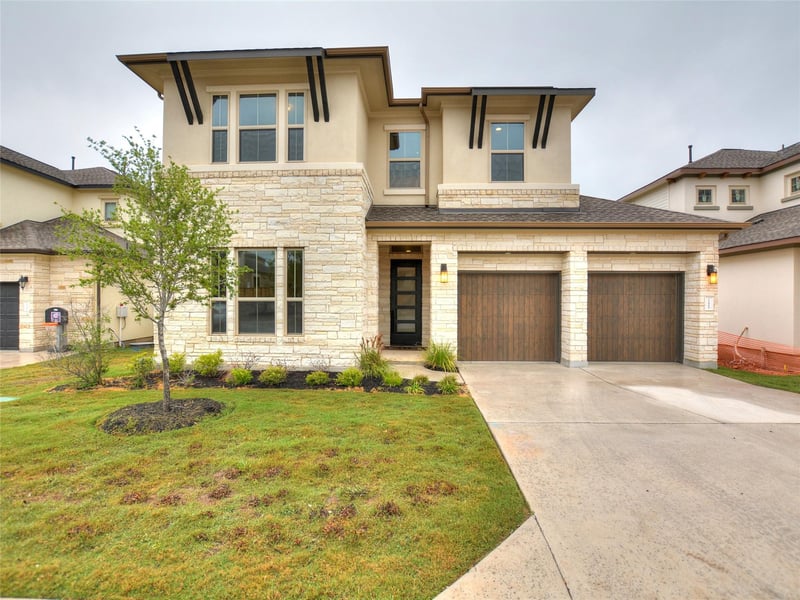 Virtual tour of 11000 Cut Plains Loop