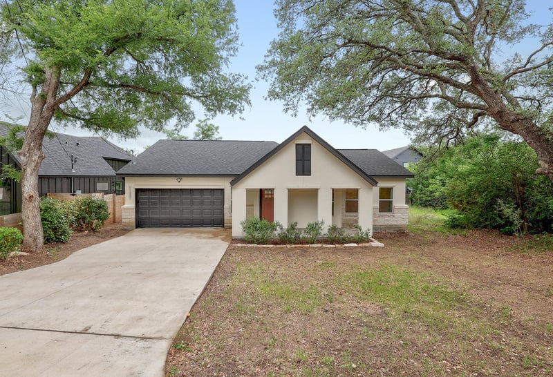 Virtual tour of 11001 4th St
