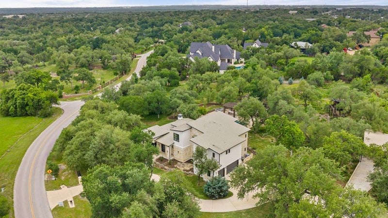 Virtual tour of 11002 Foundation RD
