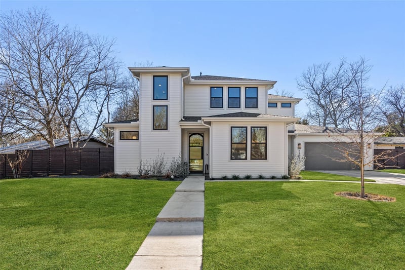 Virtual tour of 1101 Emerald Forest CV