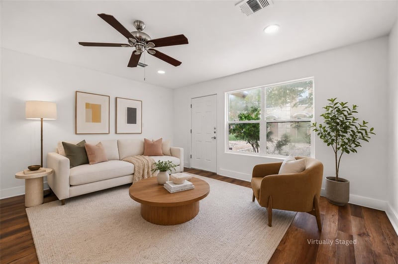 Virtual tour of 1101 Grove BLVD Unit #208