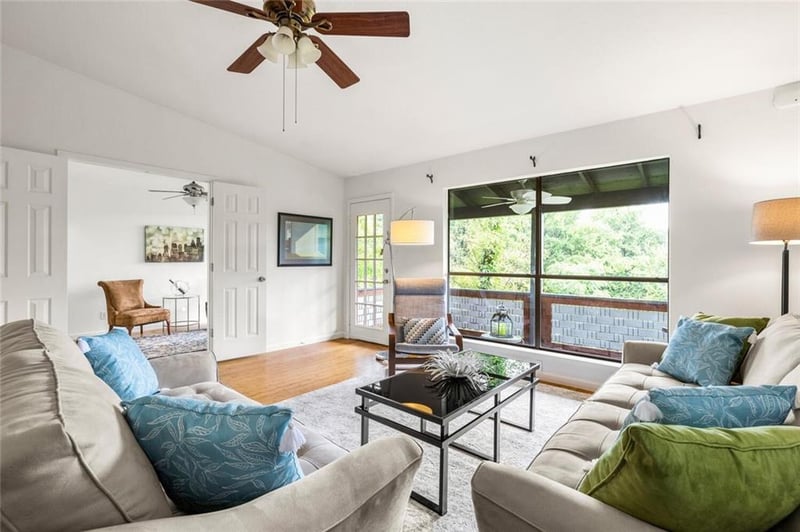 Virtual tour of 1101 Hollow Creek DR Unit #2208