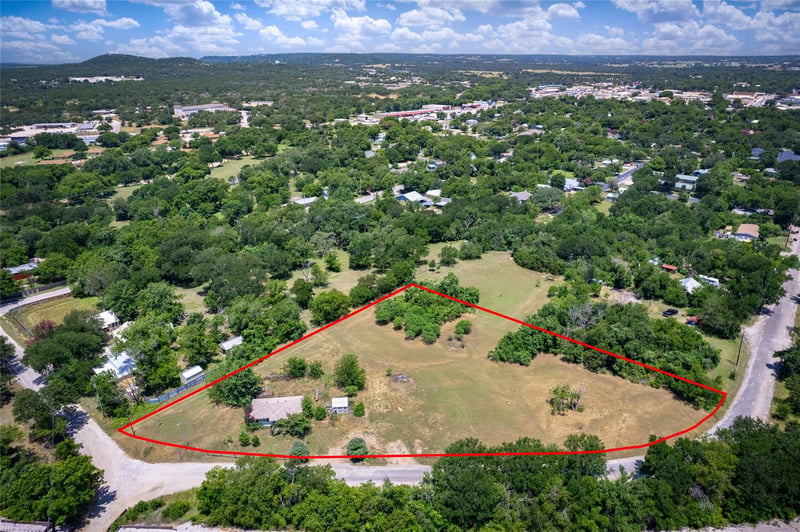 Virtual tour of 1104 S Boundary ST
