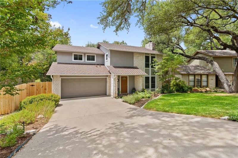 Virtual tour of 1104 Snowy Owl CT