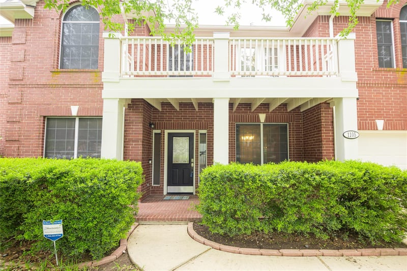 Virtual tour of 1105 Clemson CV