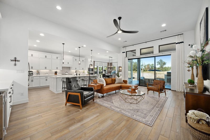 Virtual tour of 1105 Joe Carson DR