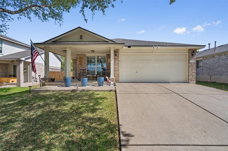 Virtual tour of 1108 Teapot Dr