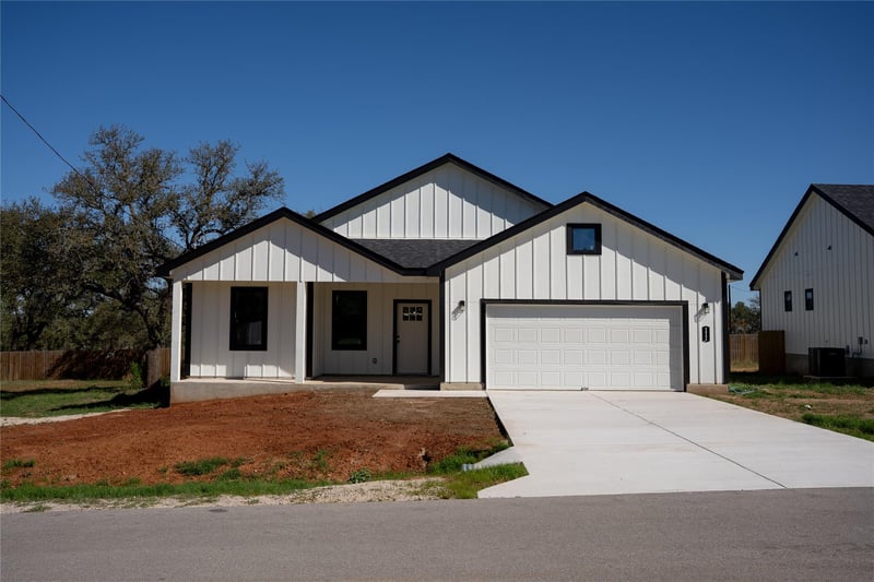 Virtual tour of 111 Autumn Sage TRL