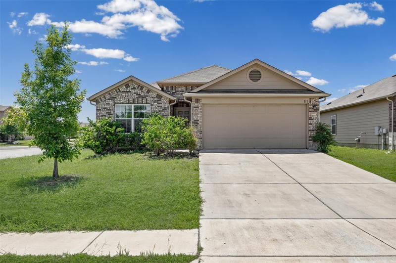 Virtual tour of 111 Hess DR