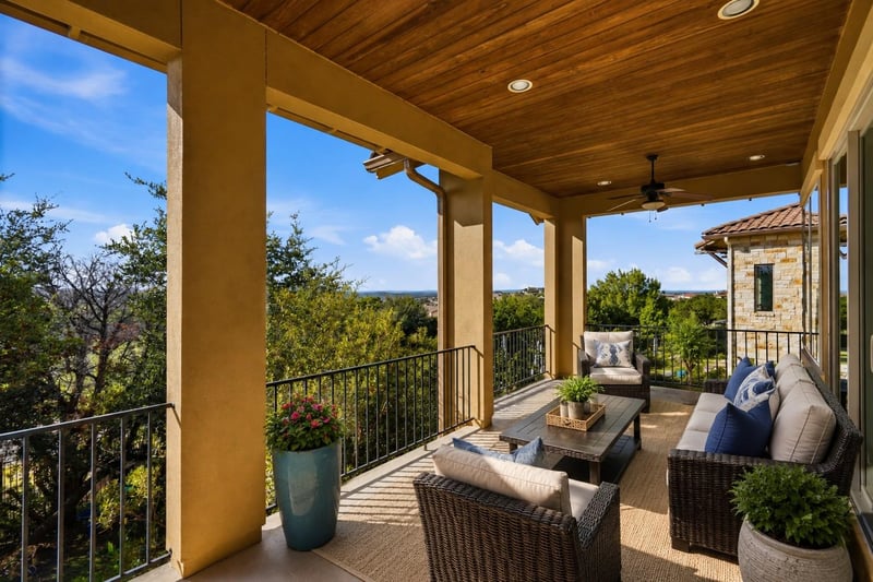 Virtual tour of 111 Serene Hilltop Cir