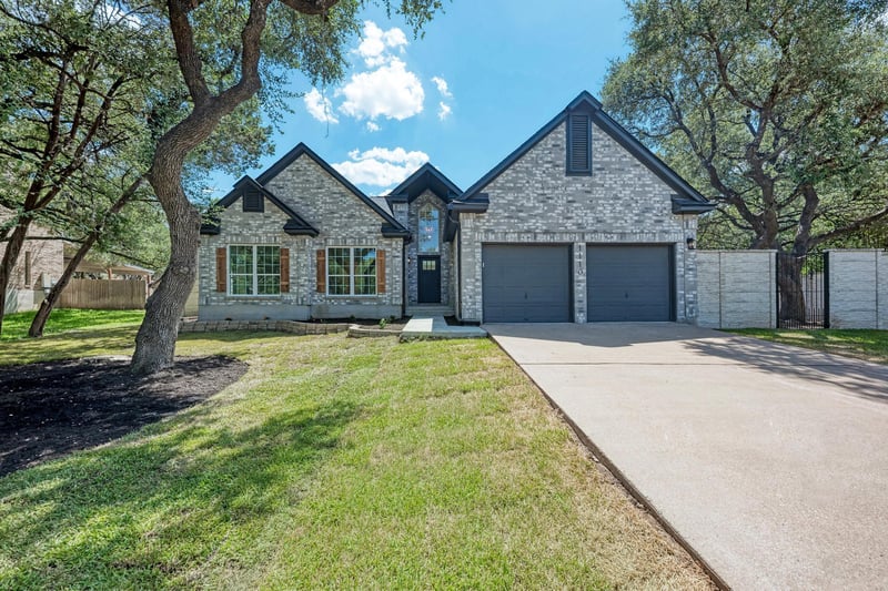 Virtual tour of 1110 Mayan Way