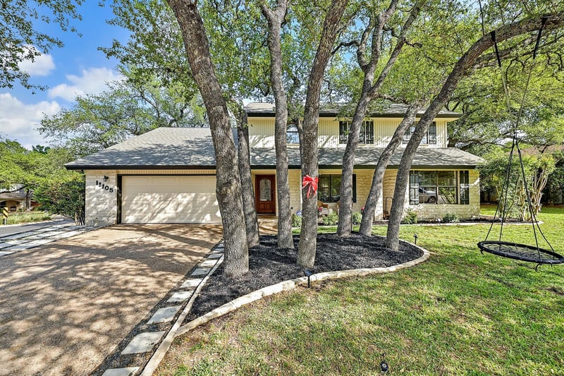 Virtual tour of 11105 Wintergreen HL