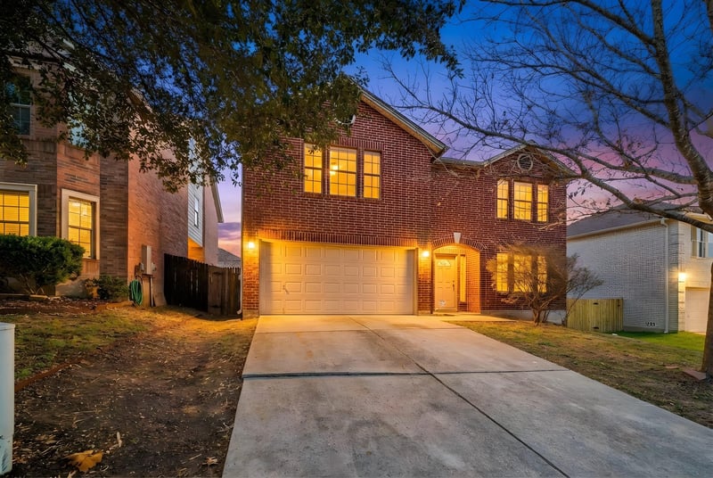 Virtual tour of 11112 Chatam Berry LN