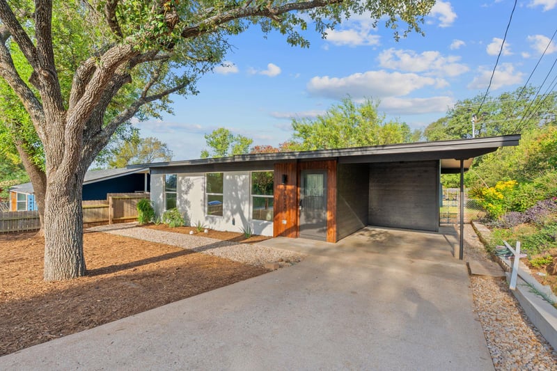 Virtual tour of 1112 Mason Ave