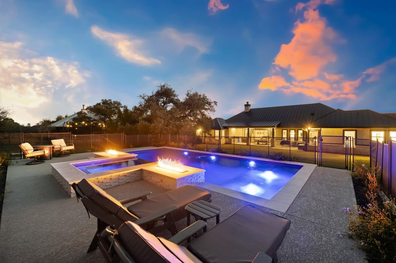 Virtual tour of 1113 Provence Pl
