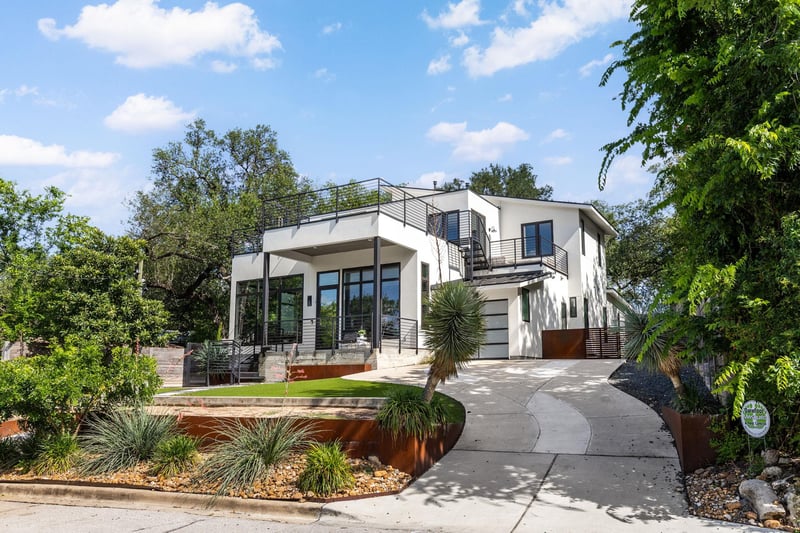 Virtual tour of 1117 Reagan TER