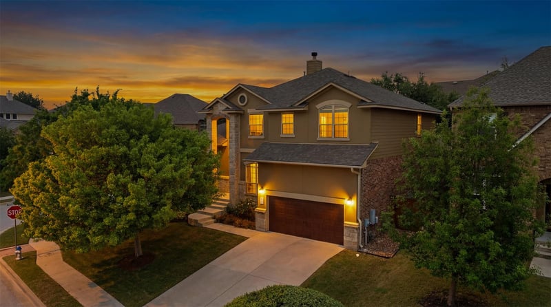 Virtual tour of 112 Bastrop Dr