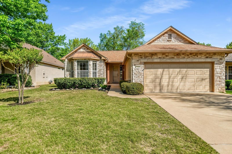 Virtual tour of 112 Bluebell Dr