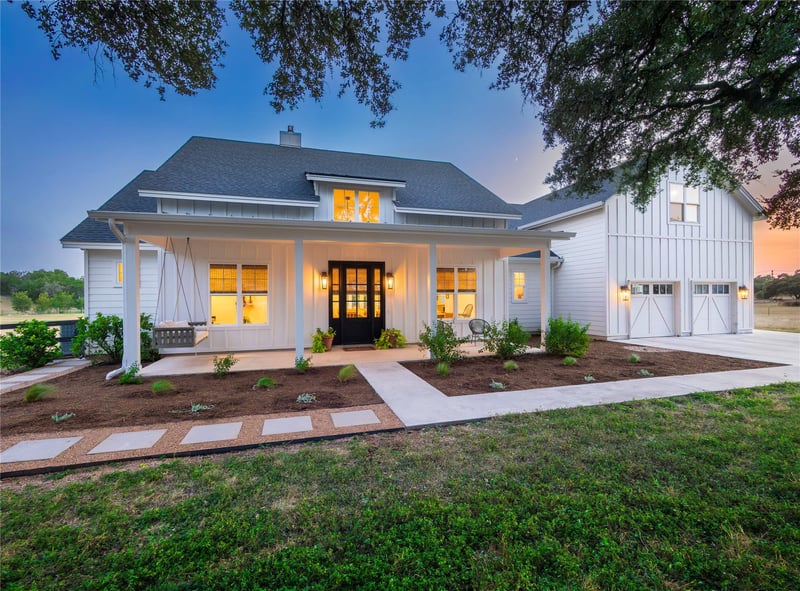 Virtual tour of 112 Roanoak Dr