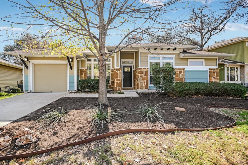 Virtual tour of 11205 Avery Station LOOP Unit #42