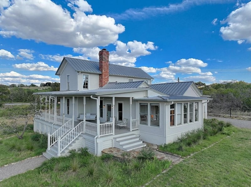Virtual tour of 11228 Parsons Rd