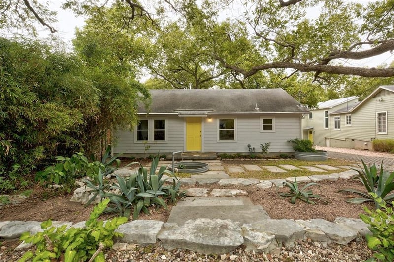 Virtual tour of 1123 Gillespie PL