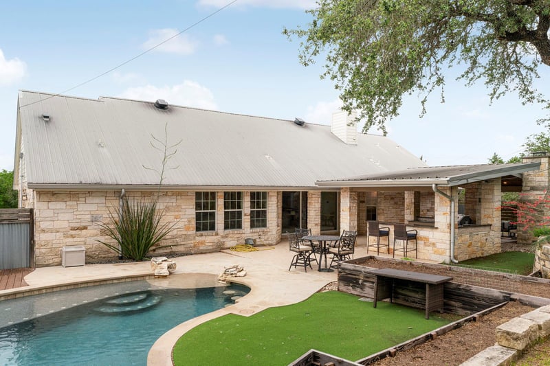 Virtual tour of 1129 Cedar Pass RD