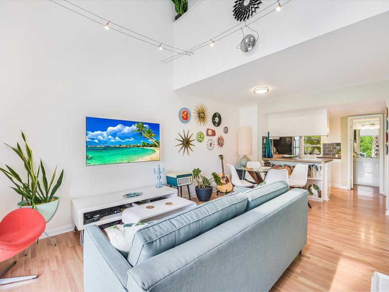 Virtual tour of 1135 Barton Hills DR Unit #318