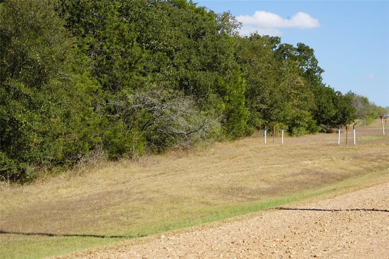 Virtual tour of 1135 Private Road 7039