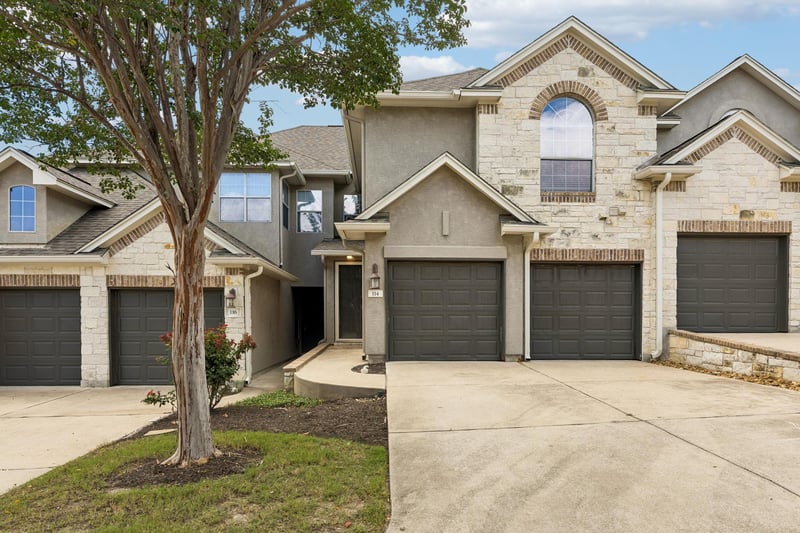 Virtual tour of 114 Aria RDG Unit #802