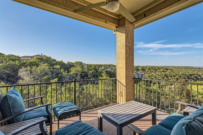 Virtual tour of 114 Vailco LN