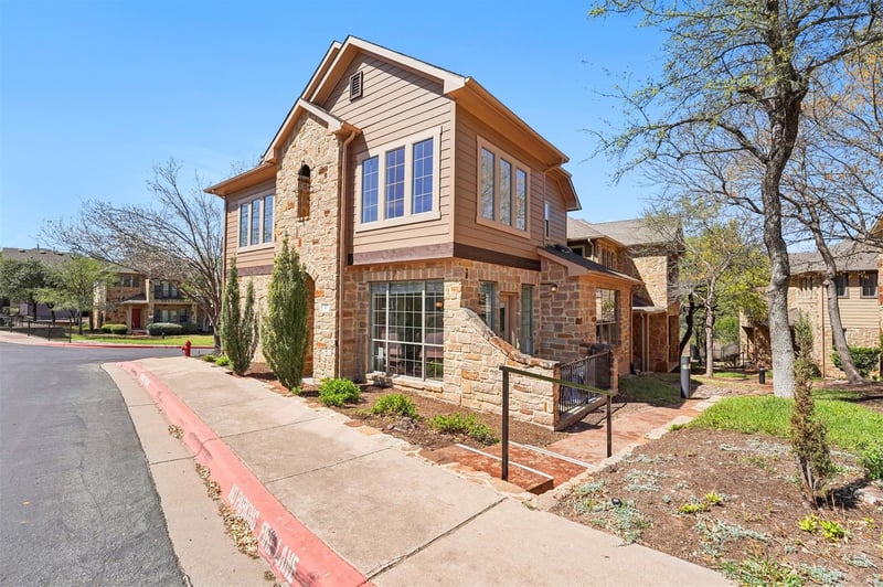 Virtual tour of 11400 W Parmer Ln Unit #40
