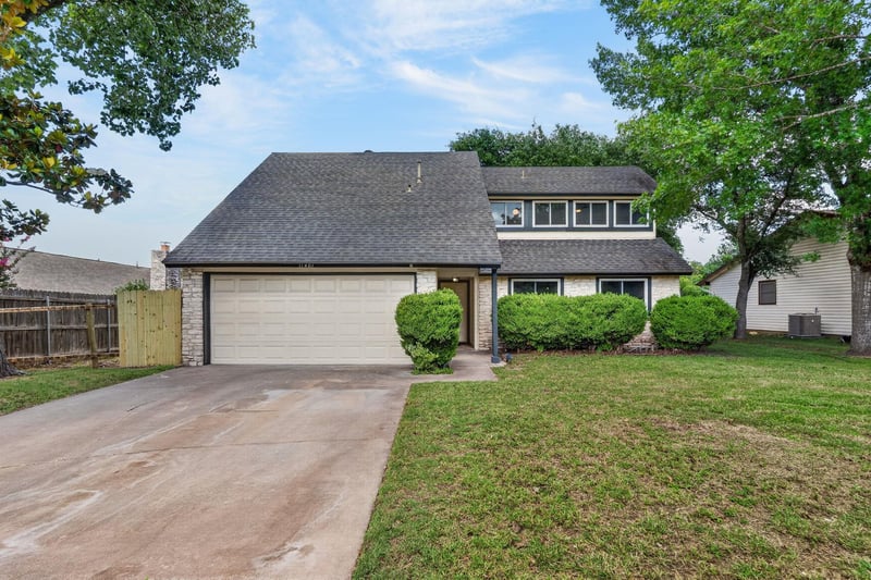 Virtual tour of 11401 Windermere Mdw
