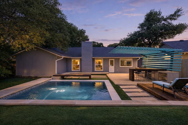Virtual tour of 11402 Santa Cruz Dr