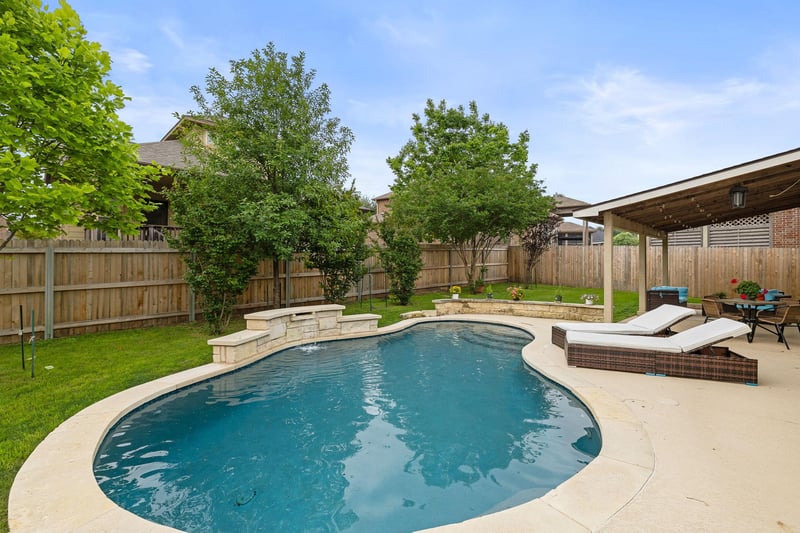Virtual tour of 1143 Huntington TRL
