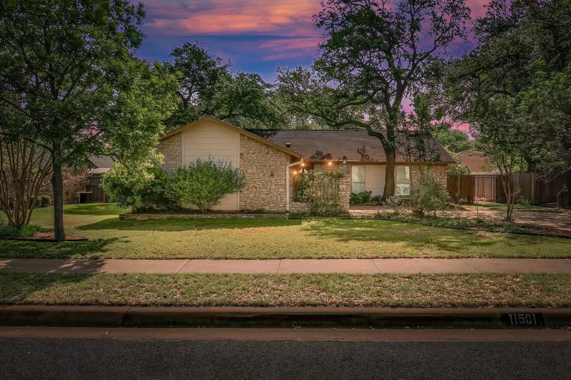 Virtual tour of 11501 Toledo DR