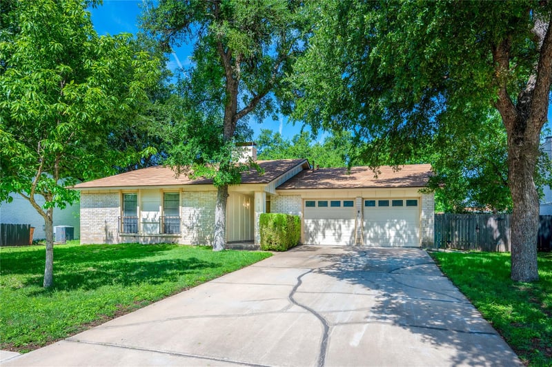 Virtual tour of 11508 Pyreneese DR