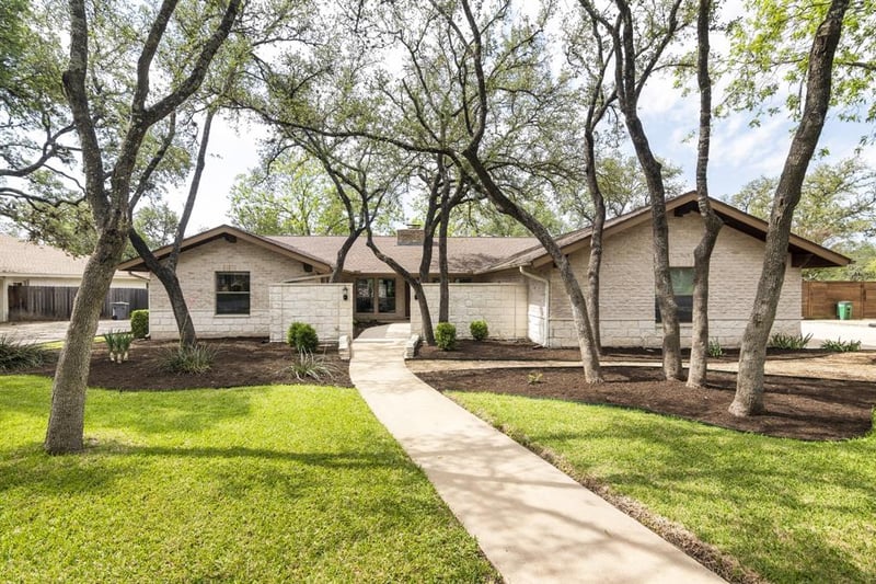 Virtual tour of 11522 Spicewood Pkwy