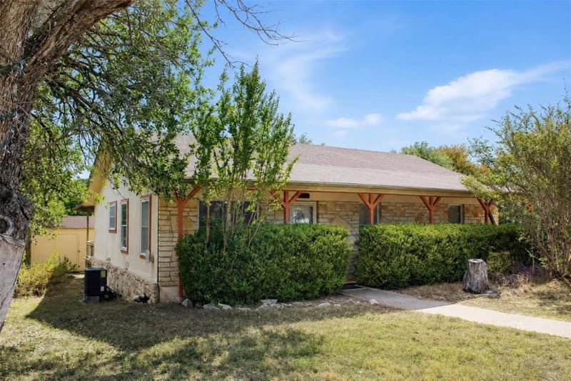 Virtual tour of 11540 Crumley Creek Rd