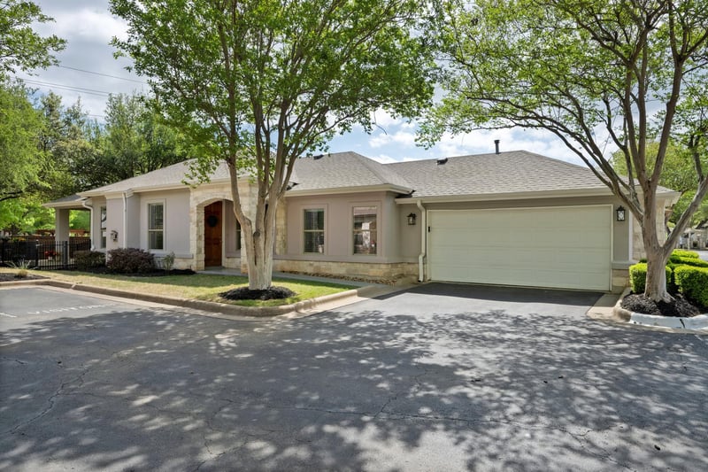 Virtual tour of 11558 Spicewood PKWY Unit #15