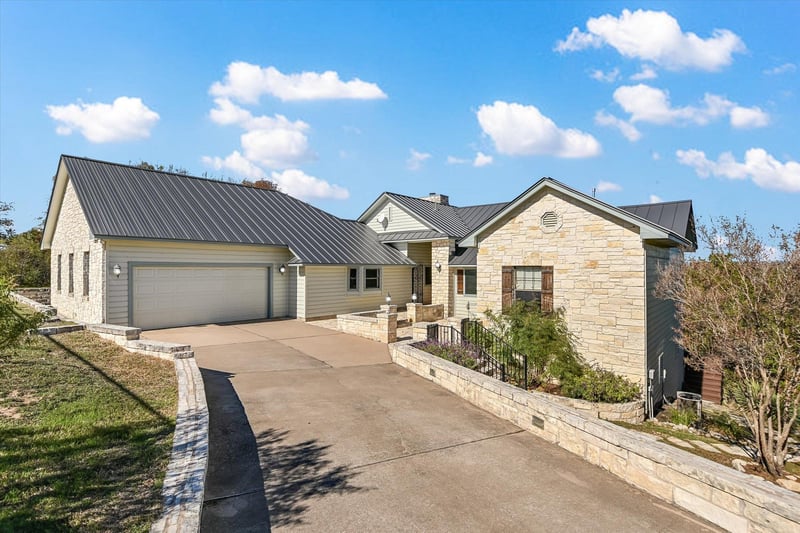 Virtual tour of 116 Courtside Way