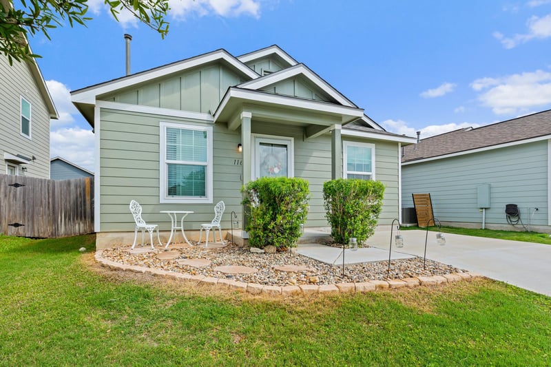 Virtual tour of 116 Soapstone PASS