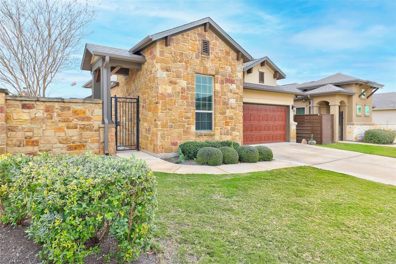 Virtual tour of 116 Trailing Lantana Dr Unit #G