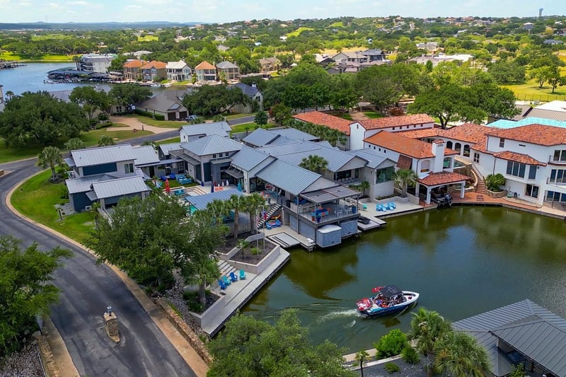 Virtual tour of 116 Wennmohs PL