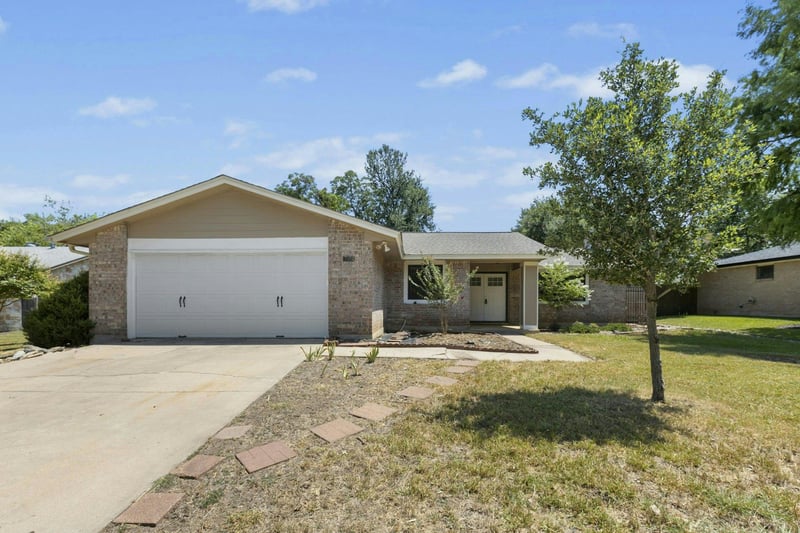 Virtual tour of 11603 Buckingham Rd