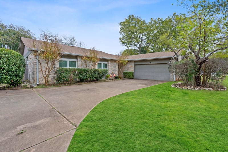 Virtual tour of 11605 Silmarillion TRL