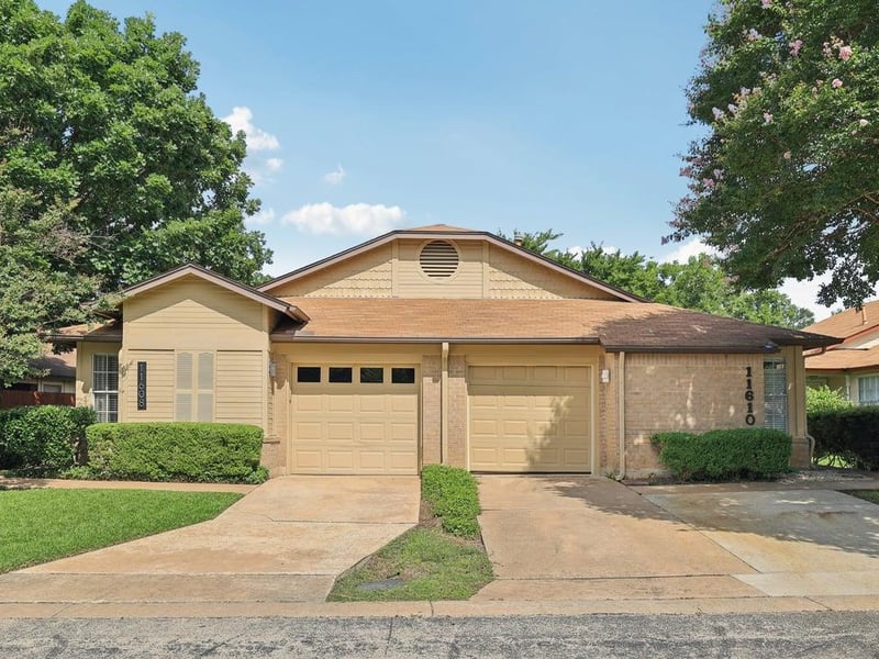 Virtual tour of 11608 Norwegian Wood DR