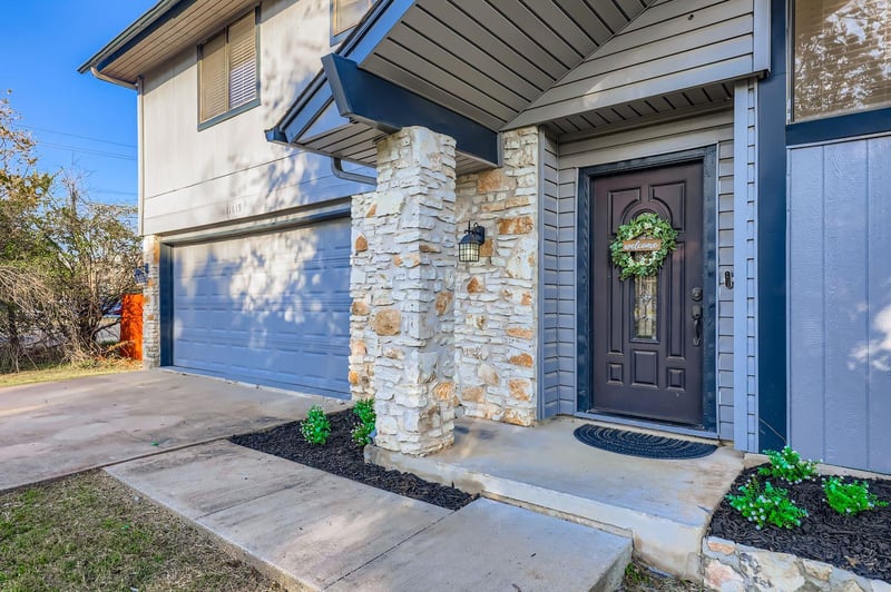 Virtual tour of 11619 Sherwood FRST