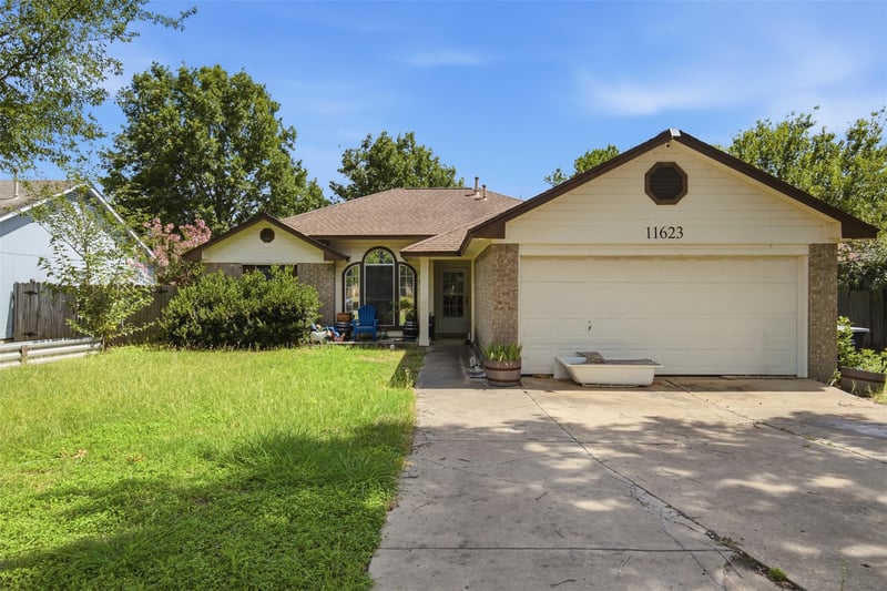 Virtual tour of 11623 Maybach DR